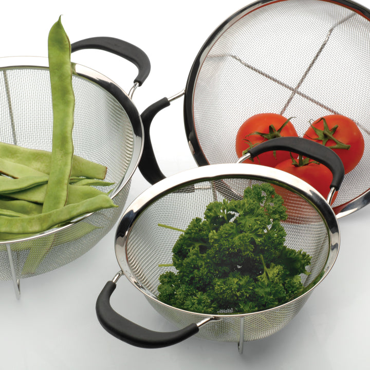 BergHOFF 19cm Round Mesh Colander – Stainless Steel with Fine Mesh, Cross-Welded Feet &amp; TPR Handles