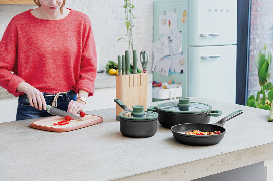 BergHOFF 6-Piece Knife Block Set - Forest Series with Built-In Sharpener and Soft-Grip Handles