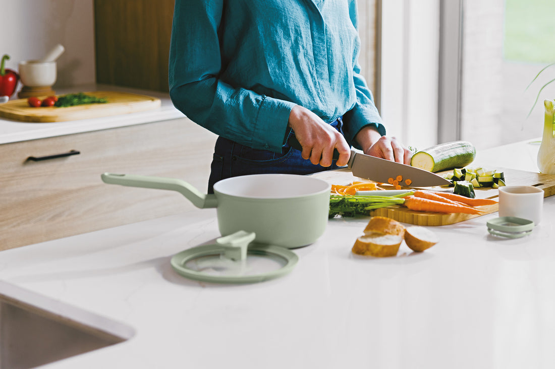 BergHOFF 6-Piece Knife Block Set - Balance Series with Recycled Plastic and Two-Tone Insert